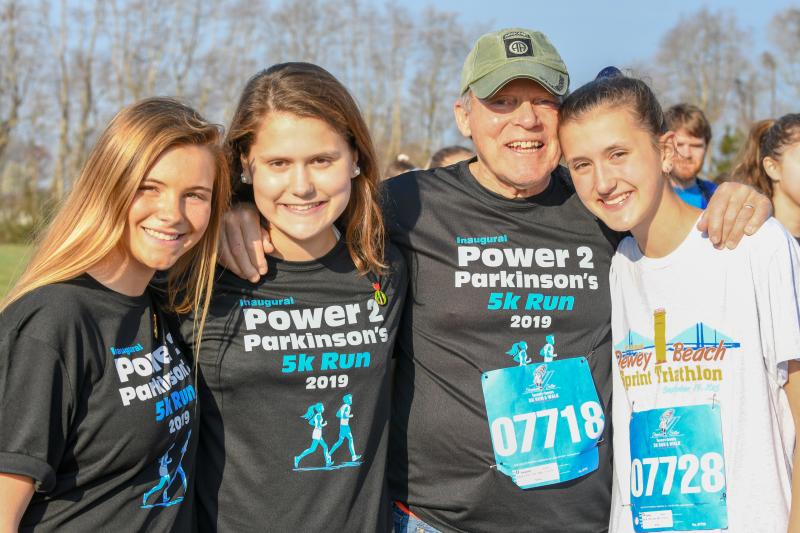Mackenzie Cummings, Lindsey Guida, Turk Despard, and Natalie Guida before the 5K race. DAVE FREDERICK PHOTO